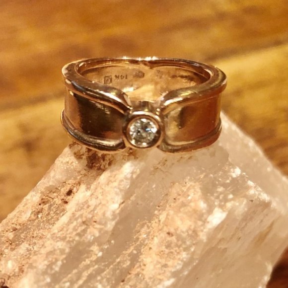 Solid rose gold & diamond ring Size 4.5 - Picture 1 of 7